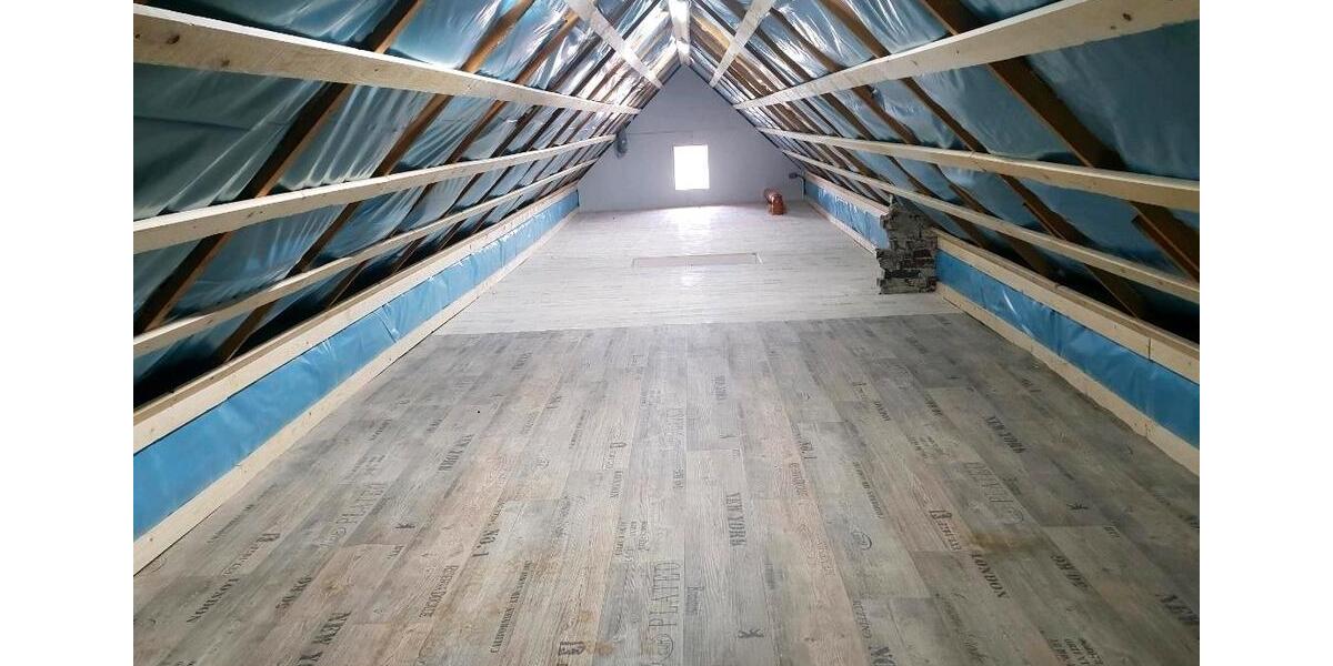 Dachgeschoßwohnung Aurich Georgsfeld und Tannenhausen - 2 Zimmer, 65 m&sup2;, 550&euro; | Angebot:26007357