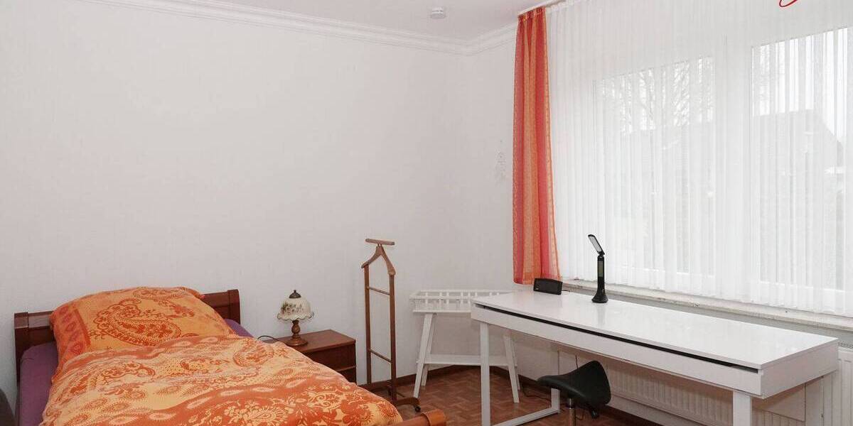 Etagenwohnung Aurich Schirum - 2 Zimmer, 40 m&sup2;, 300&euro; | Angebot:26875030