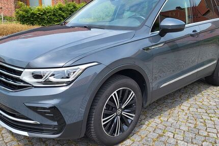 VW Tiguan 62.000 km 31.900 &euro; Leer 26789