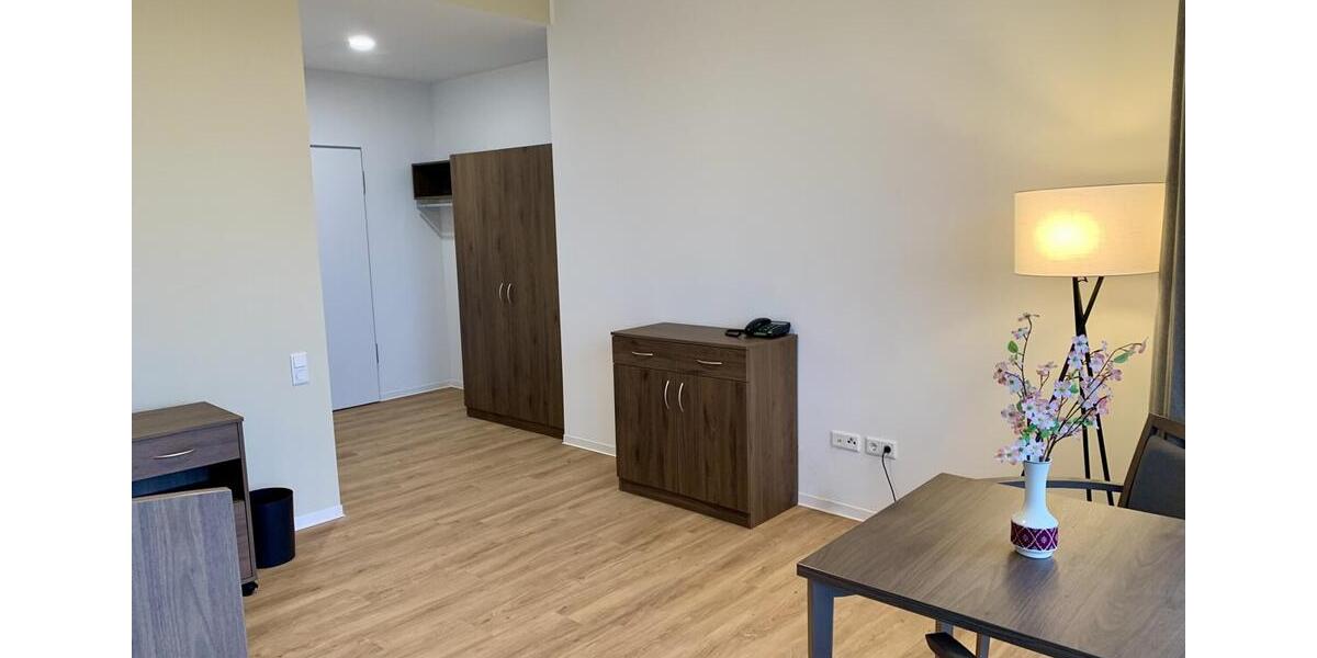 Etagenwohnung Leer (Ostfriesland) - 2 Zimmer, 65 m&sup2;, 1.271&euro; | Angebot:24651845