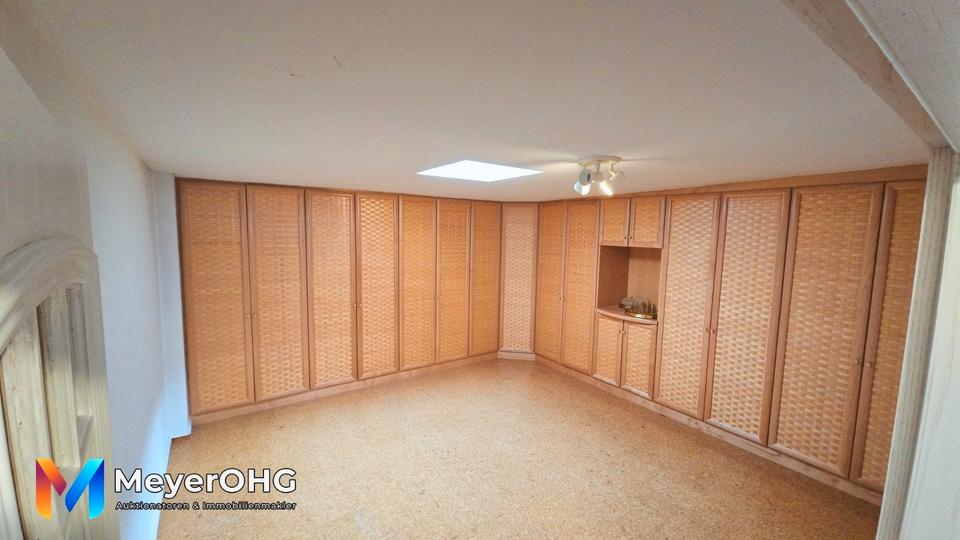 Dachgeschoßwohnung Jemgum - 5 Zimmer, 154 m&sup2;, 1.050&euro; | Angebot:26068363