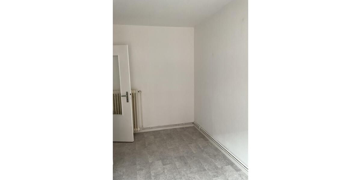 Etagenwohnung Emden - 1 Zimmer, 60 m&sup2;, 570&euro; | Angebot:26663776