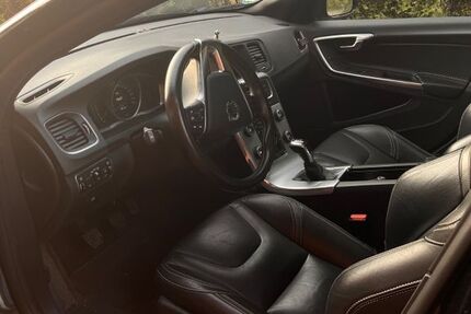 Volvo V60 130.000 km 13.000 &euro; Emden 26725