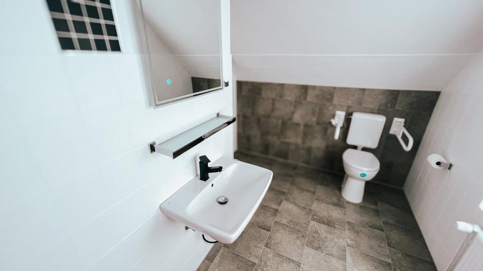 Etagenwohnung Hage - 1 Zimmer, 25 m&sup2;, 450&euro; | Angebot:24715156