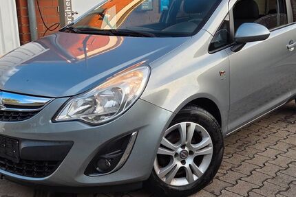 Opel Corsa 193.000 km 2.790 &euro; Westoverledingen 26810