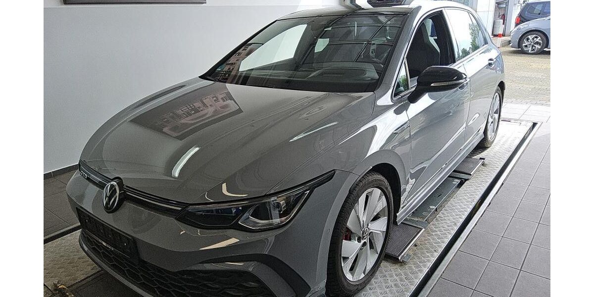 VW Golf 35.989 km 34.990 &euro; Aurich 26607