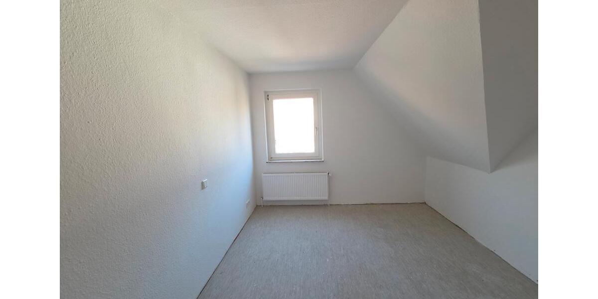 Dachgeschoßwohnung Emden Rysumer Landstraße - 2 Zimmer, 39 m&sup2;, 205&euro; | Angebot:26235165