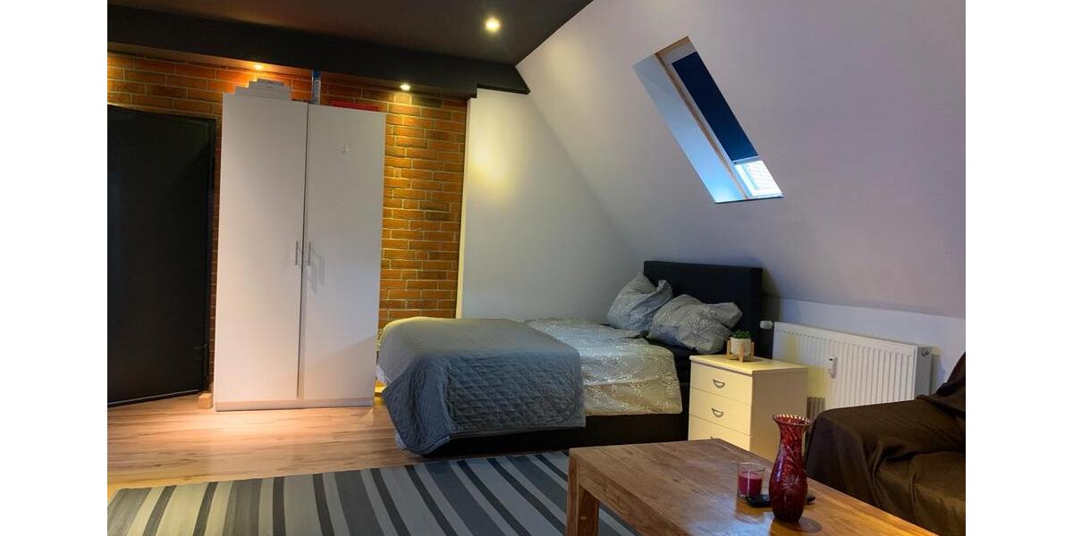 Dachgeschoßwohnung Emden - 1 Zimmer, 47 m&sup2;, 50&euro; | Angebot:24942265