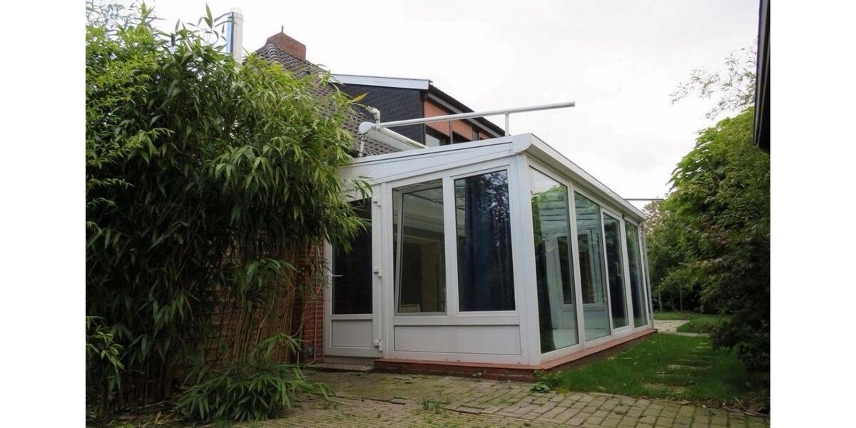 Einfamilienhaus Weener - 6 Zimmer, 220 m&sup2;, 259.000&euro; | Angebot:26042401