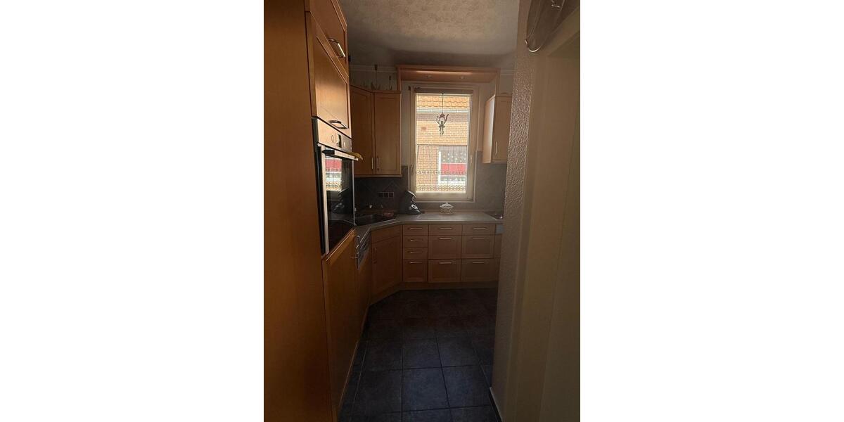 Einfamilienhaus Emden Tholenswehr - 8 Zimmer, 130 m&sup2;, 196.000&euro; | Angebot:25975137