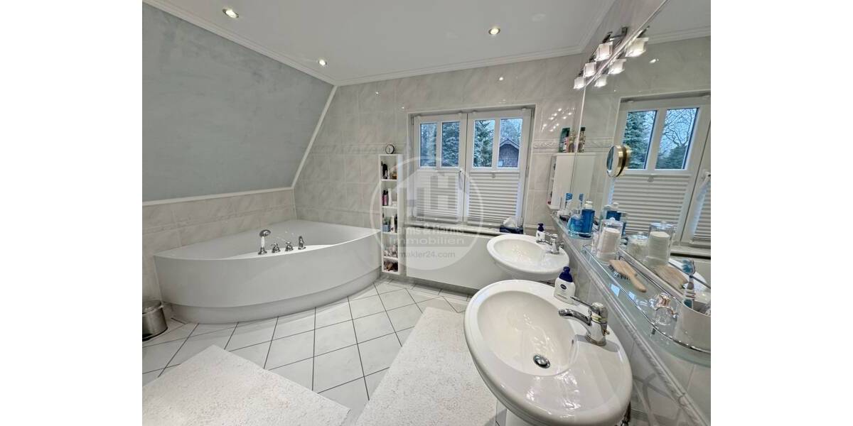 Einfamilienhaus Aurich Innenstadt - 5 Zimmer, 270 m&sup2;, 790.000&euro; | Angebot:26568480