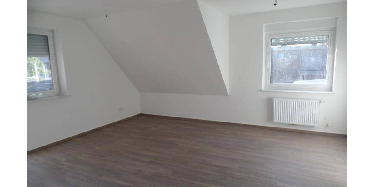 Etagenwohnung Aurich Innenstadt - 3 Zimmer, 96 m&sup2;, 750&euro; | Angebot:26128139