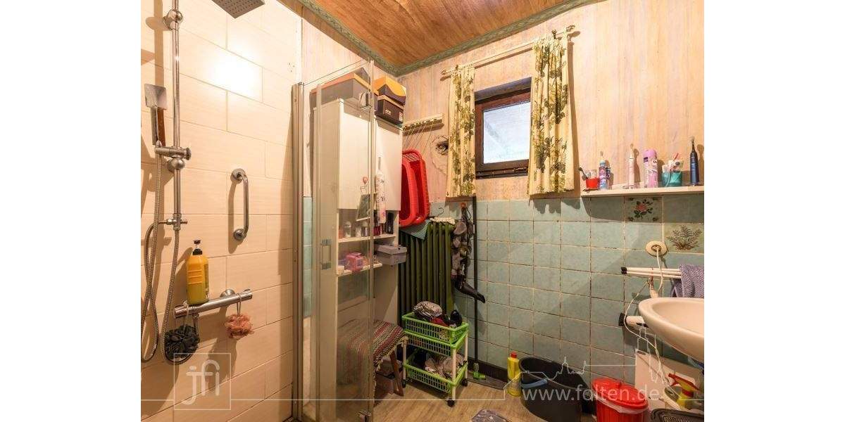 Einfamilienhaus Moormerland Veenhusen - 9 Zimmer, 145 m&sup2;, 139.500&euro; | Angebot:25837402