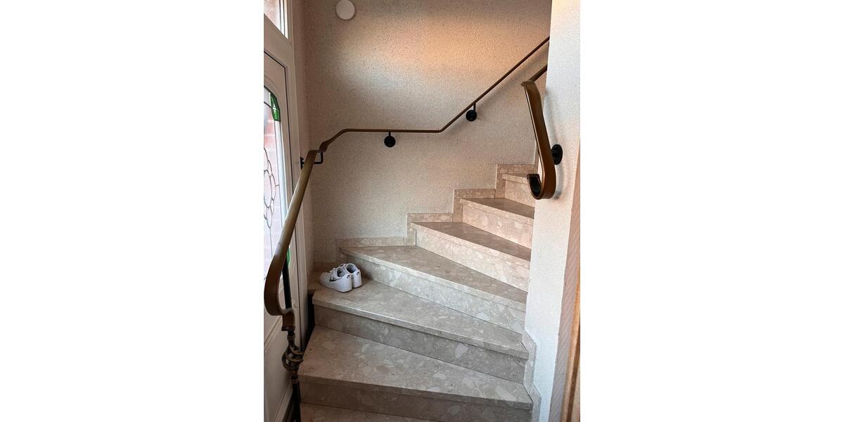 Etagenwohnung Aurich Egels und Wallinghausen - 5 Zimmer, 95 m&sup2;, 650&euro; | Angebot:25948848