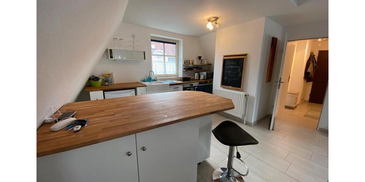 Dachgeschoßwohnung Emden - 1 Zimmer, 34 m&sup2;, 500&euro; | Angebot:26693063