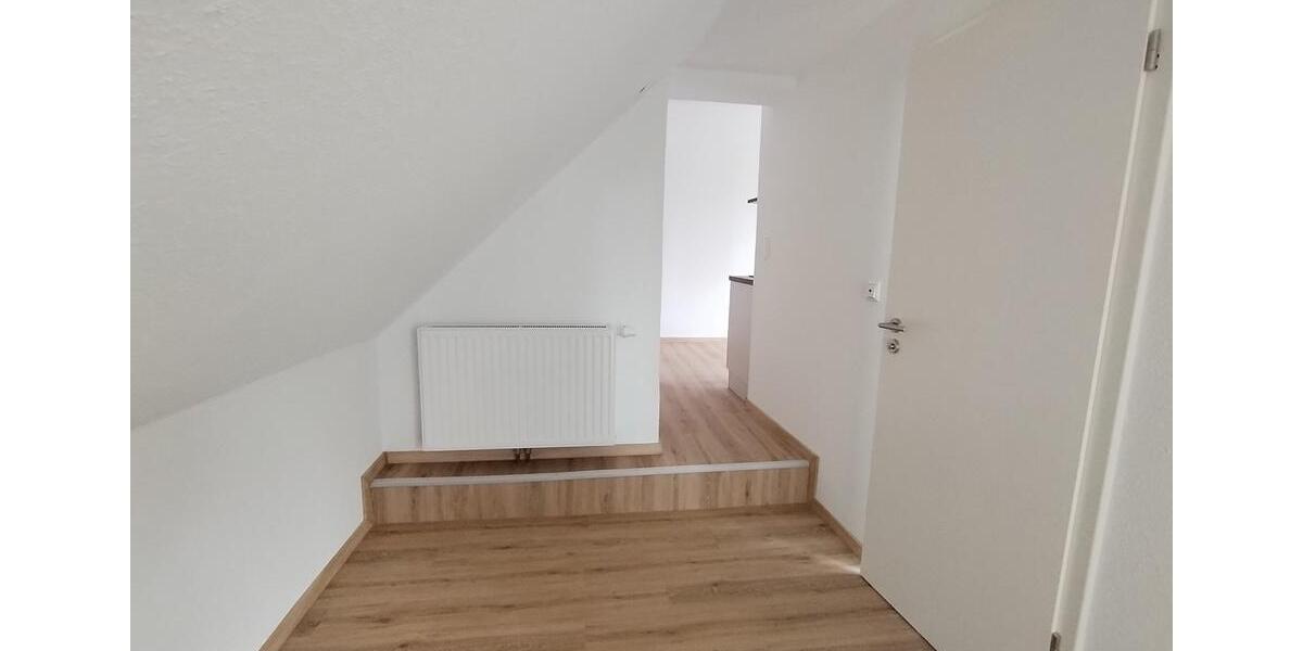 Dachgeschoßwohnung Südbrookmerland - 2 Zimmer, 72 m&sup2;, 480&euro; | Angebot:26537945