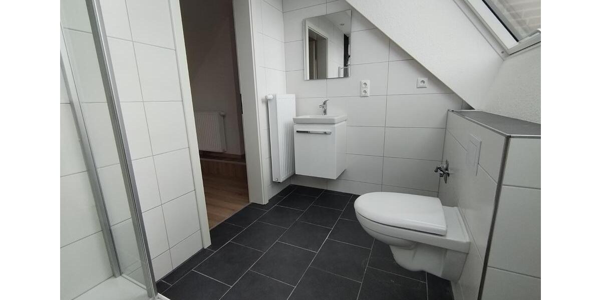 Dachgeschoßwohnung Südbrookmerland - 2 Zimmer, 72 m&sup2;, 480&euro; | Angebot:26537945