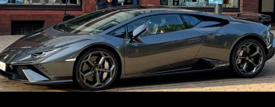Lamborghini Huracán 4.500 km 299.900 &euro; Aurich 26607
