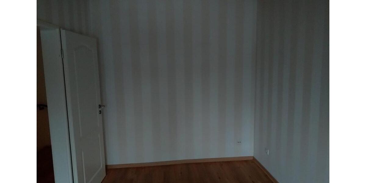 Reihenhaus Emden Tholenswehr - 4 Zimmer, 104 m&sup2;, 1.104&euro; | Angebot:27609369