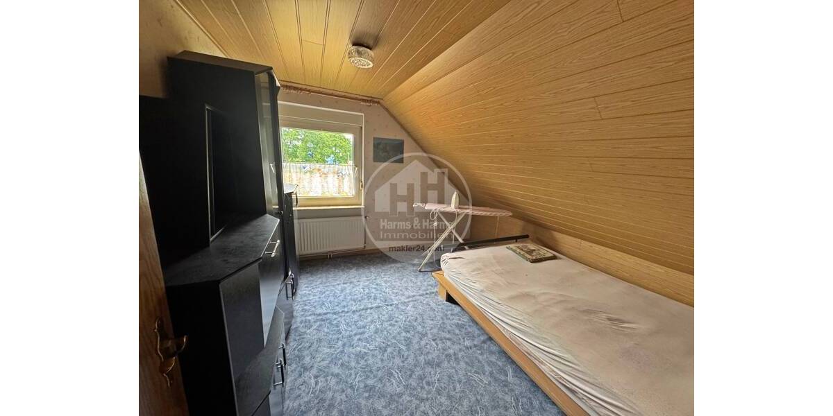 Einfamilienhaus Aurich Schirum - 8 Zimmer, 200 m&sup2;, 229.000&euro; | Angebot:25725671