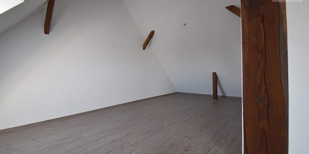 Etagenwohnung Emden Barenburg - 3 Zimmer, 106 m&sup2;, 299.950&euro; | Angebot:25667553