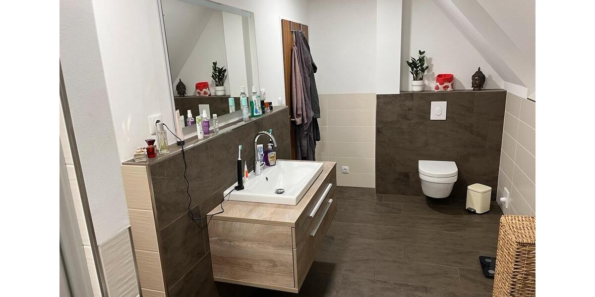 Einfamilienhaus Hesel - 7 Zimmer, 180 m&sup2;, 330.000&euro; | Angebot:25942770