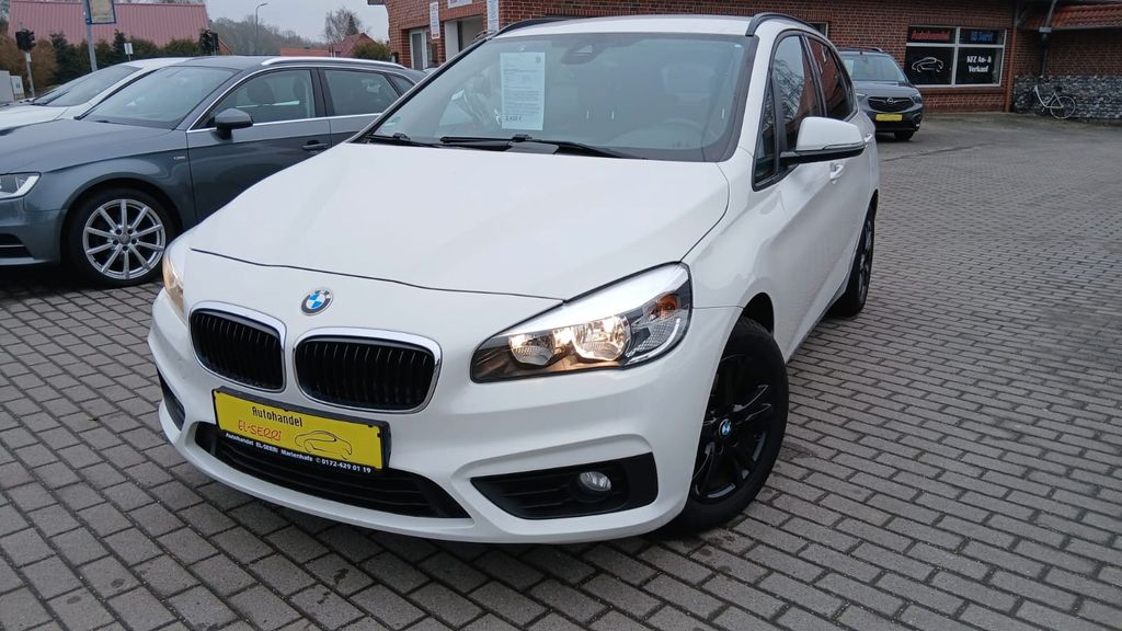 BMW 216 158.000 km 8.998 &euro; Upgant-Schott 26529