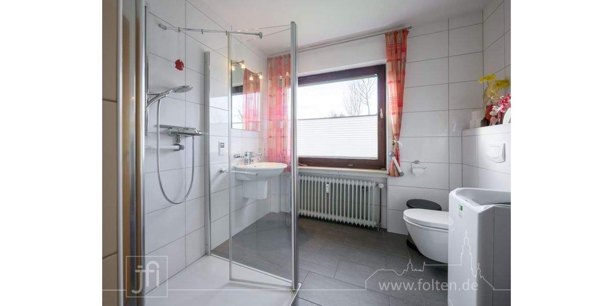 Mehrfamilienhaus, Wohnhaus Westoverledingen Ihrhove - 5 Zimmer, 137 m&sup2;, 239.500&euro; | Angebot:25705657