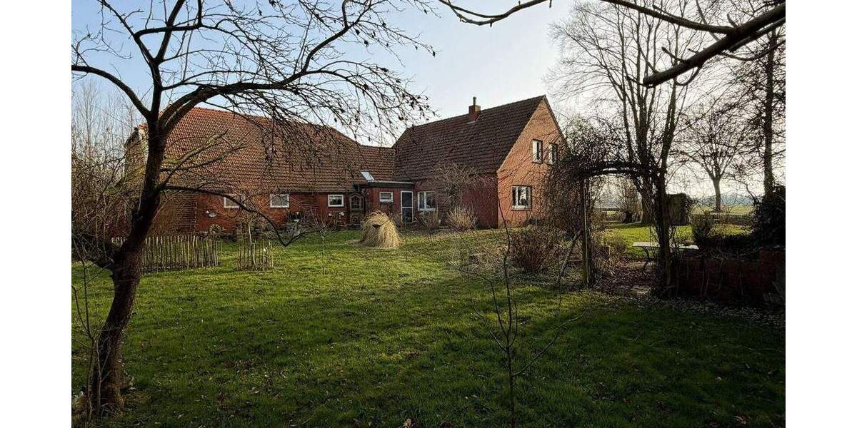 Bauernhaus, Landhaus Moormerland Boekzetelerfehn - 7 Zimmer, 152 m&sup2;, 259.000&euro; | Angebot:25700662