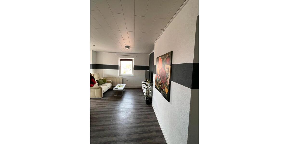 Dachgeschoßwohnung Emden Tholenswehr - 2 Zimmer, 50 m&sup2;, 1.100&euro; | Angebot:25455525