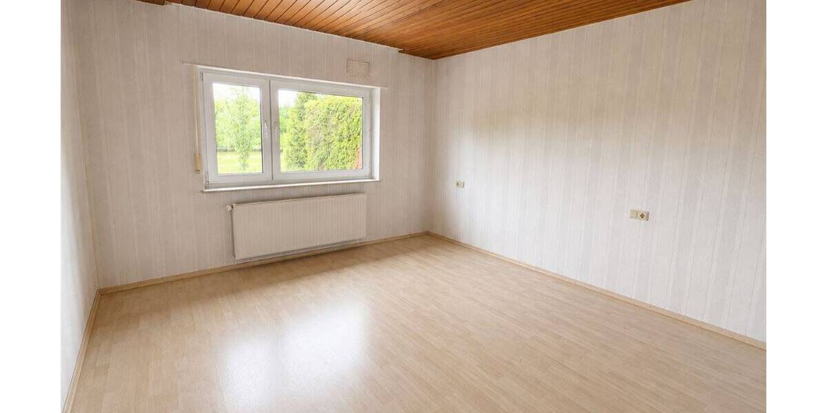 Mehrfamilienhaus, Wohnhaus Emden Petkum - 5 Zimmer, 93 m&sup2;, 240.000&euro; | Angebot:26594911