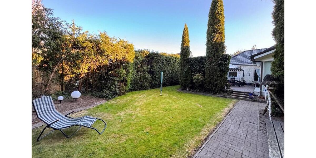 Bungalow Leer (Ostfriesland) - 4 Zimmer, 157 m&sup2;, 1.150&euro; | Angebot:25367080