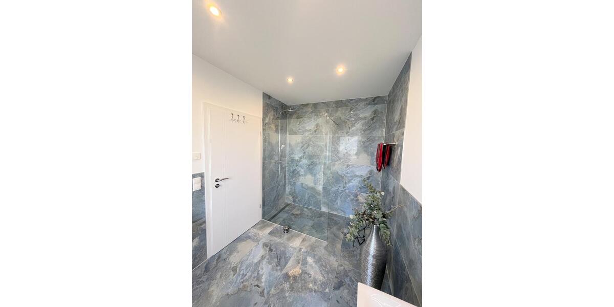 Doppelhaushälfte Emden - 6 Zimmer, 239 m&sup2;, 599.000&euro; | Angebot:26112405