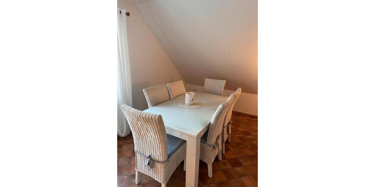 Etagenwohnung Aurich Egels und Wallinghausen - 5 Zimmer, 95 m&sup2;, 650&euro; | Angebot:25948848