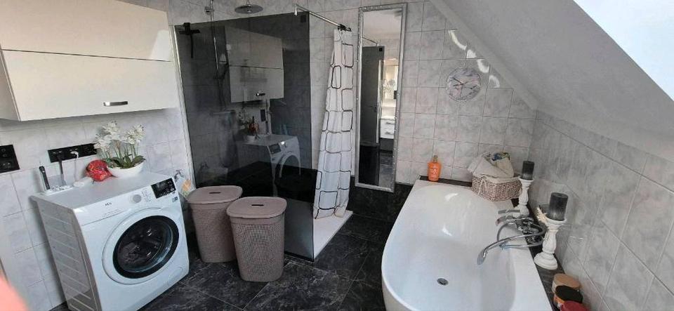 Einfamilienhaus Aurich Georgsfeld und Tannenhausen - 9 Zimmer, 260 m&sup2;, 650.000&euro; | Angebot:26135642