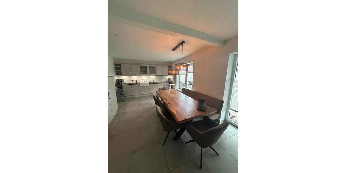 Einfamilienhaus Weener - 6 Zimmer, 193 m&sup2;, 450.000&euro; | Angebot:25217140